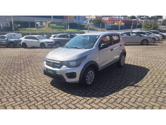 FIAT MOBI 1.0 EVO FLEX LIKE. MANUAL FIAT MOBI 1.0 EVO FLEX LIKE. MANUAL